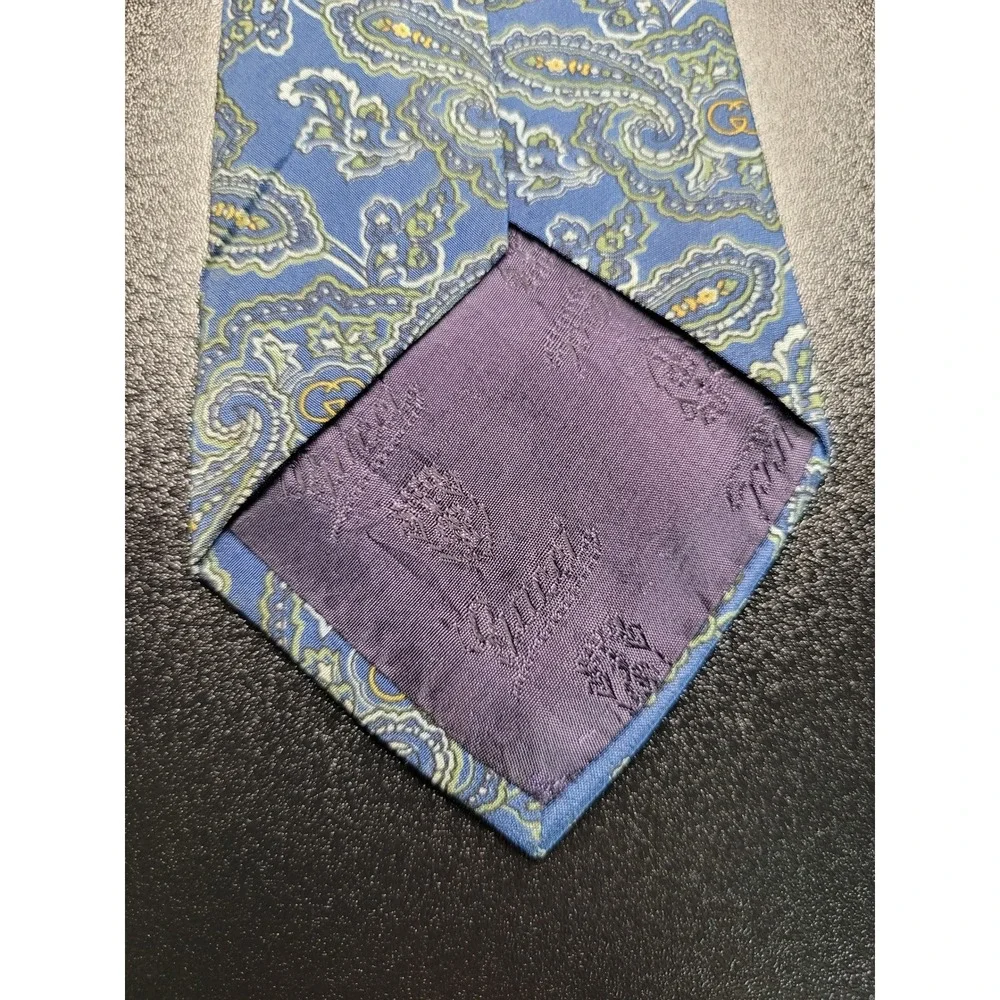 Gucci Men's Necktie Blue Paisley Silk 3.5